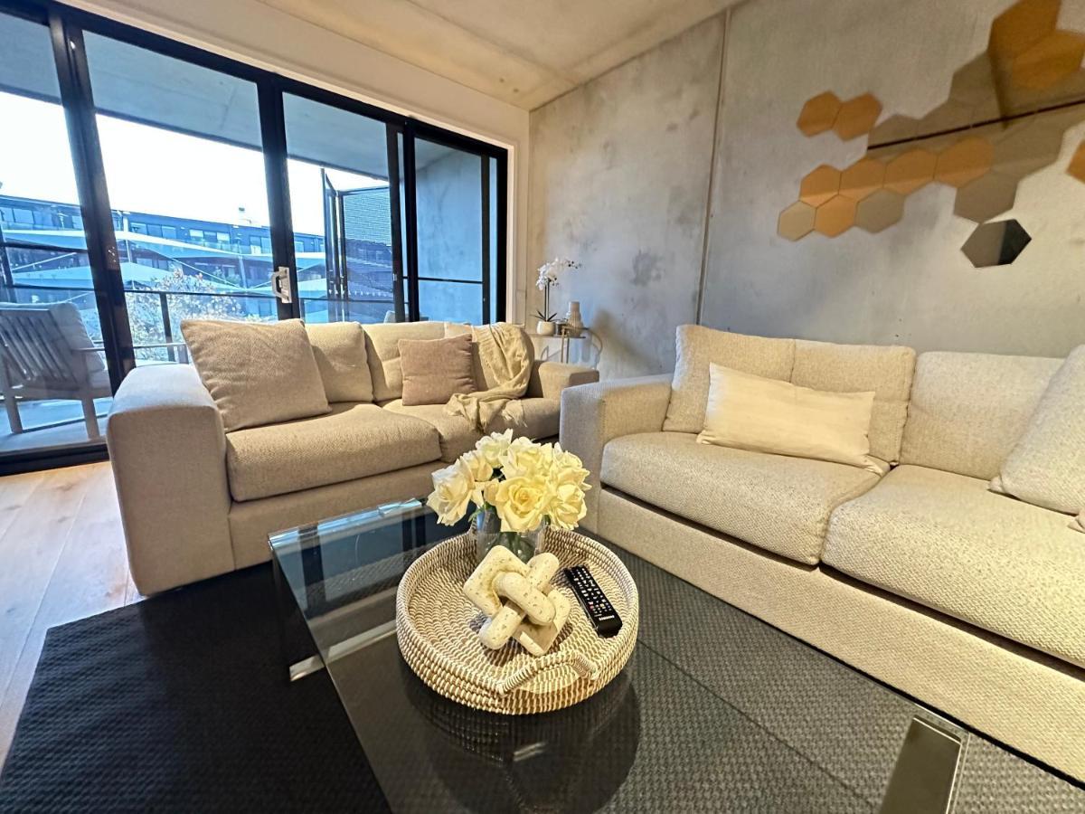Palko - Luxury In The City Canberra Bagian luar foto