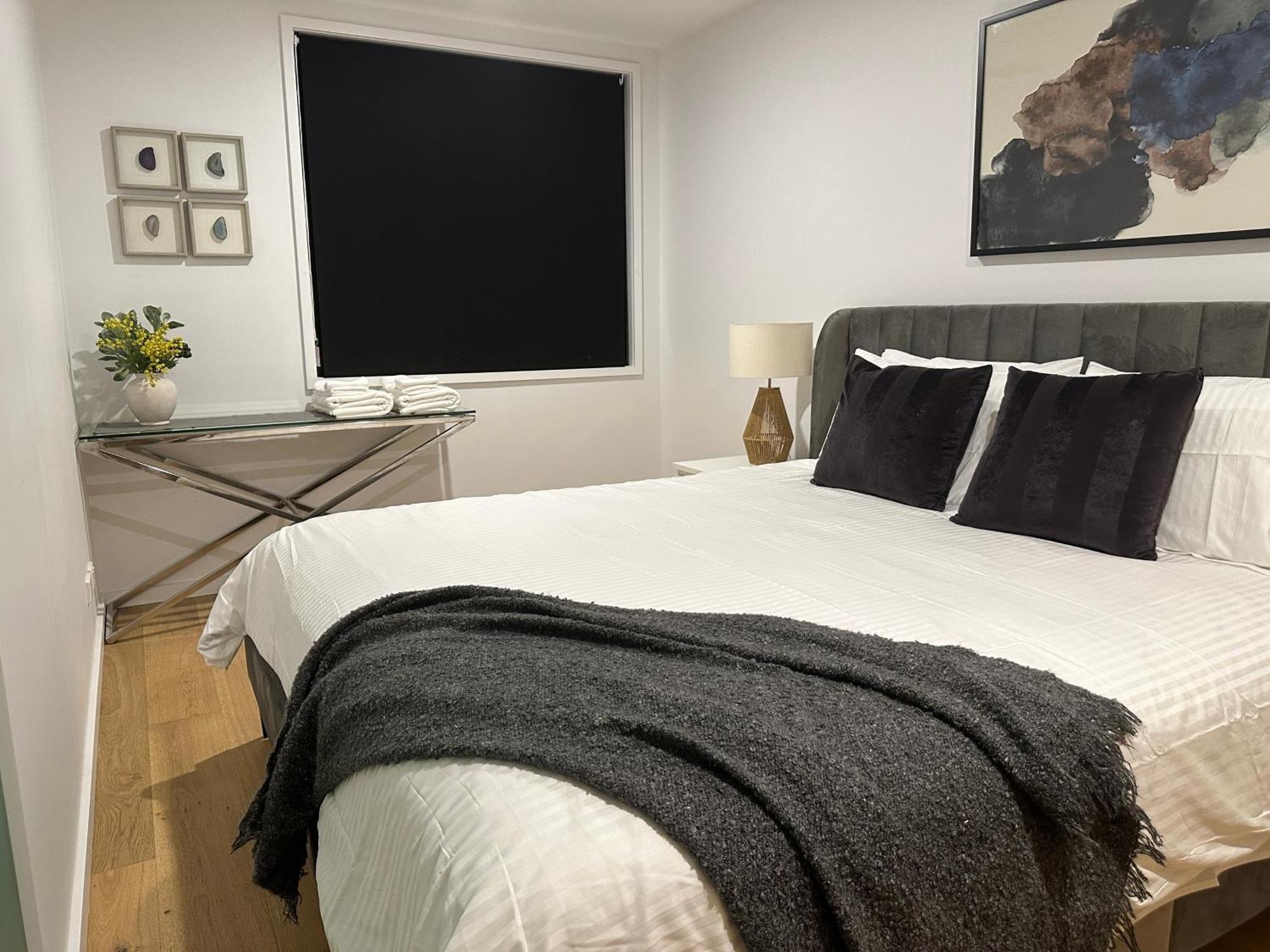 Palko - Luxury In The City Canberra Bagian luar foto
