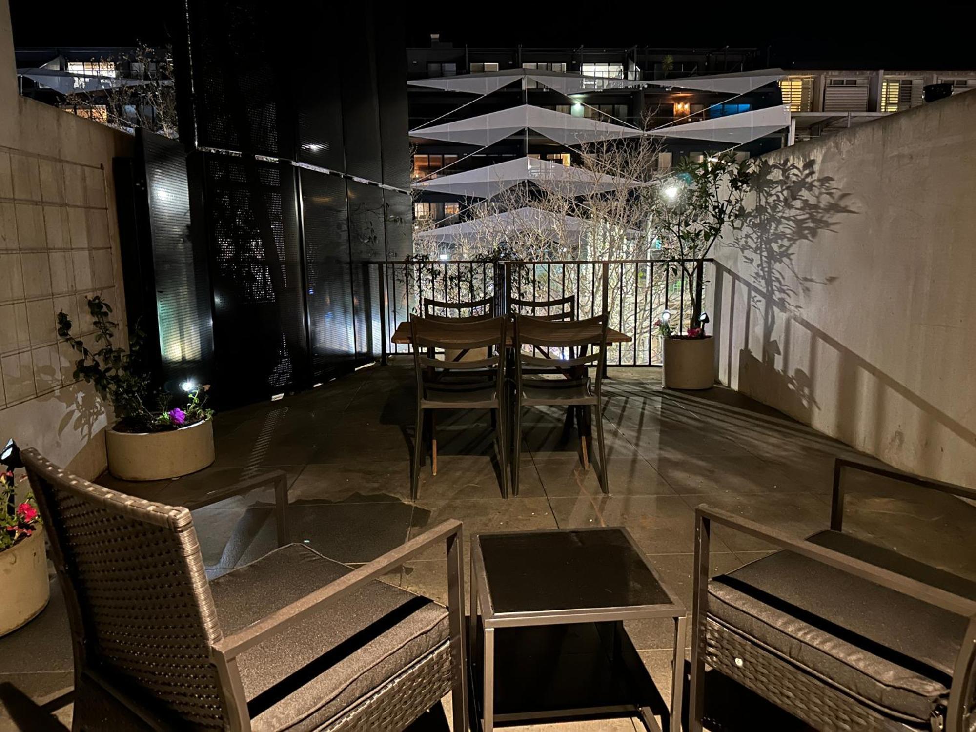 Palko - Luxury In The City Canberra Bagian luar foto