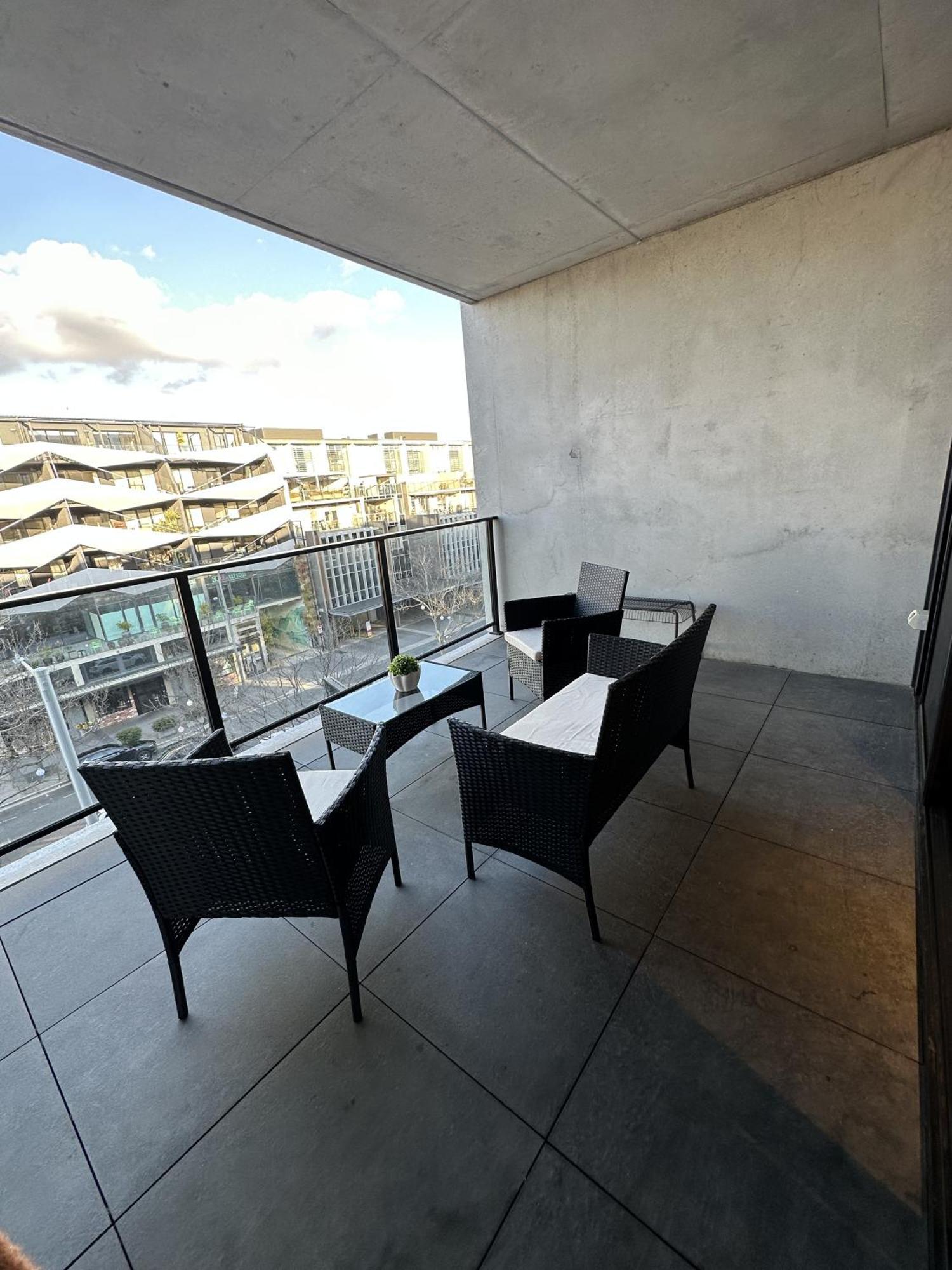 Palko - Luxury In The City Canberra Bagian luar foto